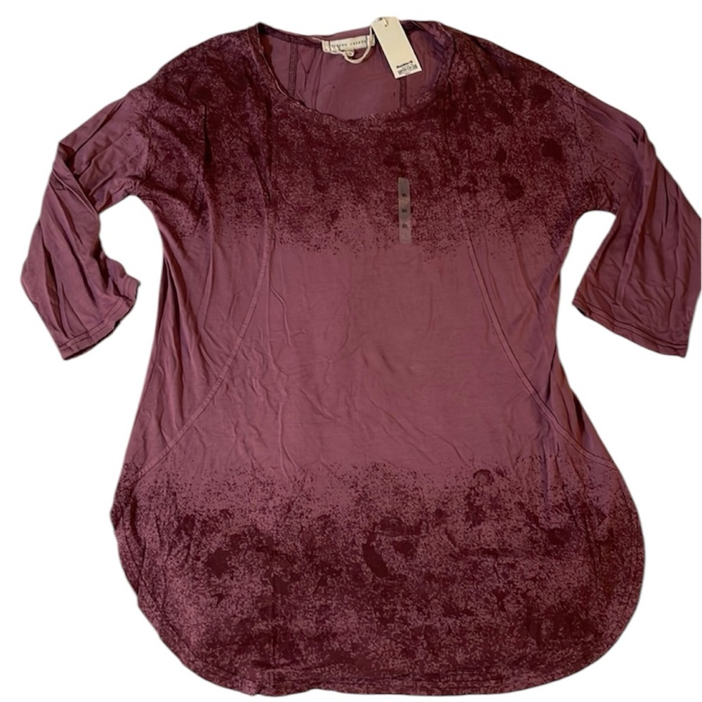 NWT 3/4 Sleeve Gilded Intent Top‎